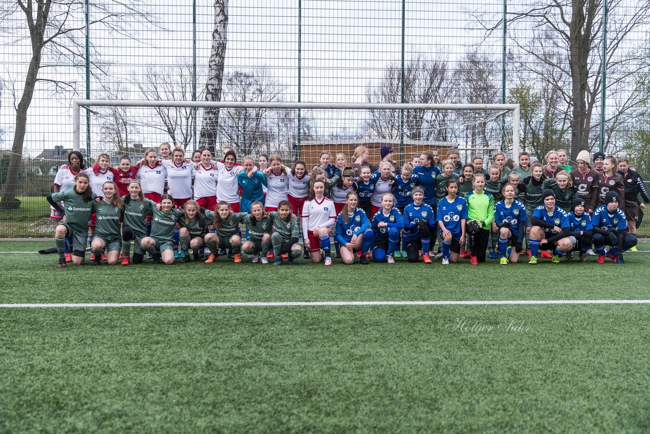 Bild 54 - wBJ Turnier HSV - St. Pauli - B.Moenchengladbach - Alst.Langenhorn